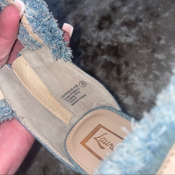 - Laura Marano Not Rated Platform Heels Blue Jean Fringe 5 inch Open Toe SZ 8 - Picture 5 of 11